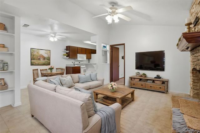 12416 Deer Falls DR B, Austin, TX 78729