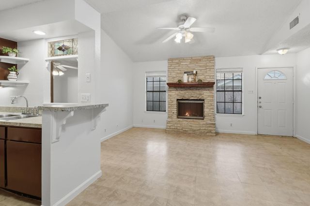12416 Deer Falls DR B, Austin, TX 78729