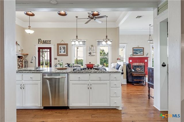 13471 Cedar Valley Road, Salado, TX 76571