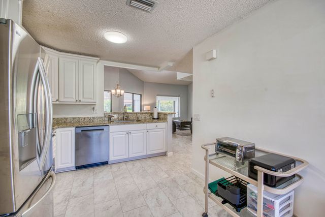 8206 Mooring Circle, Boynton Beach, FL 33472