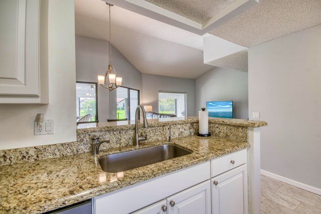 8206 Mooring Circle, Boynton Beach, FL 33472