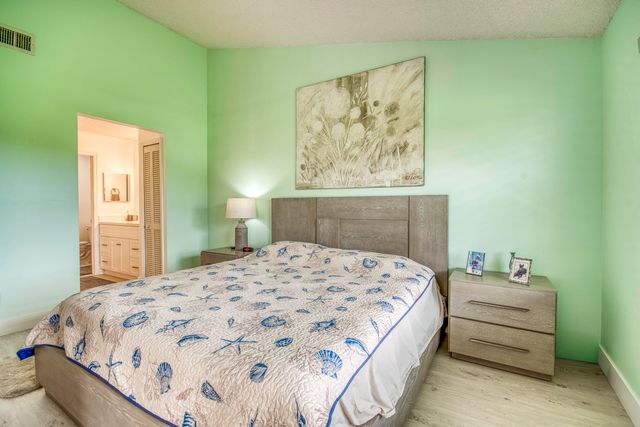 8206 Mooring Circle, Boynton Beach, FL 33472