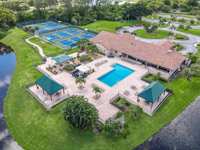 8206 Mooring Circle, Boynton Beach, FL 33472