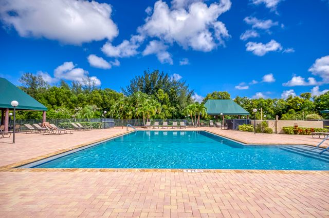 8206 Mooring Circle, Boynton Beach, FL 33472
