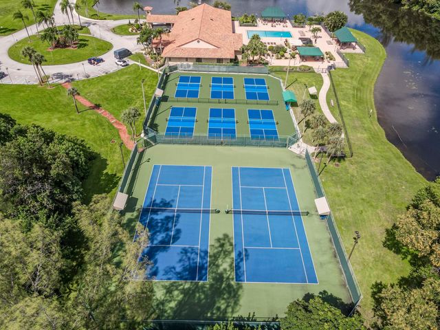 8206 Mooring Circle, Boynton Beach, FL 33472