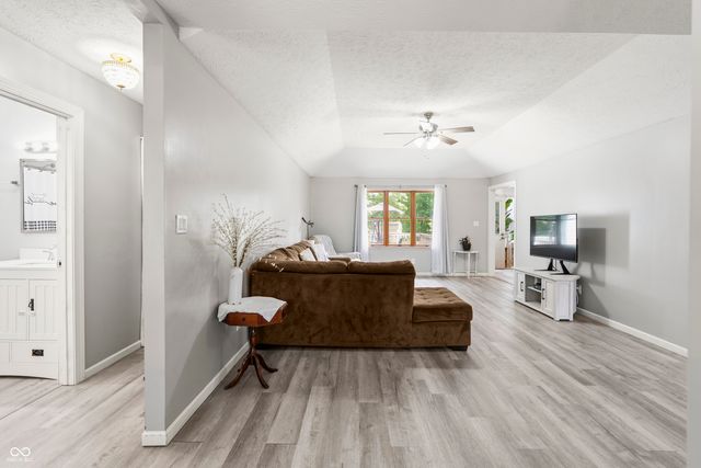 4231 E Lakeview Drive, Martinsville, IN 46151