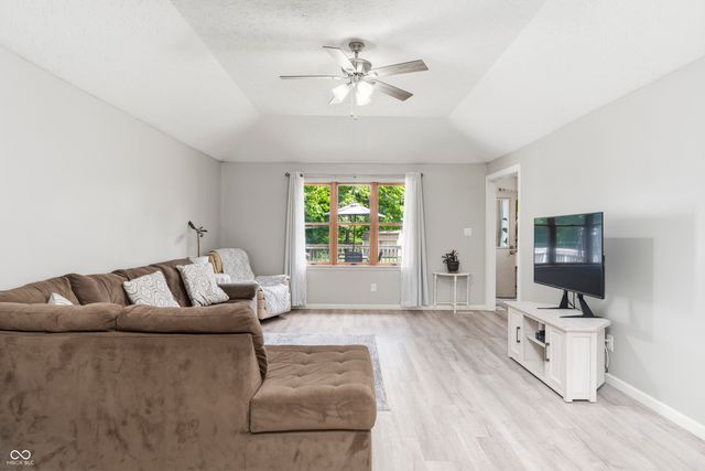 4231 E Lakeview Drive, Martinsville, IN 46151