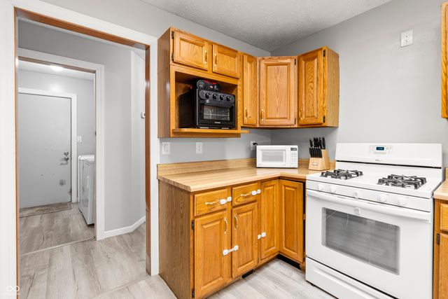 4231 E Lakeview Drive, Martinsville, IN 46151