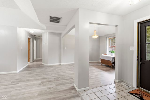 4231 E Lakeview Drive, Martinsville, IN 46151