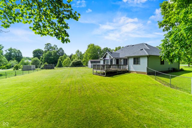 4231 E Lakeview Drive, Martinsville, IN 46151