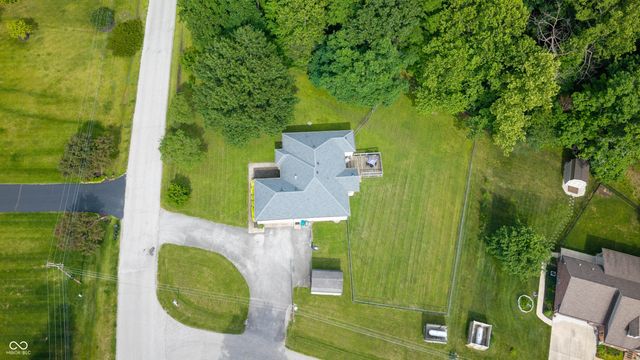 4231 E Lakeview Drive, Martinsville, IN 46151