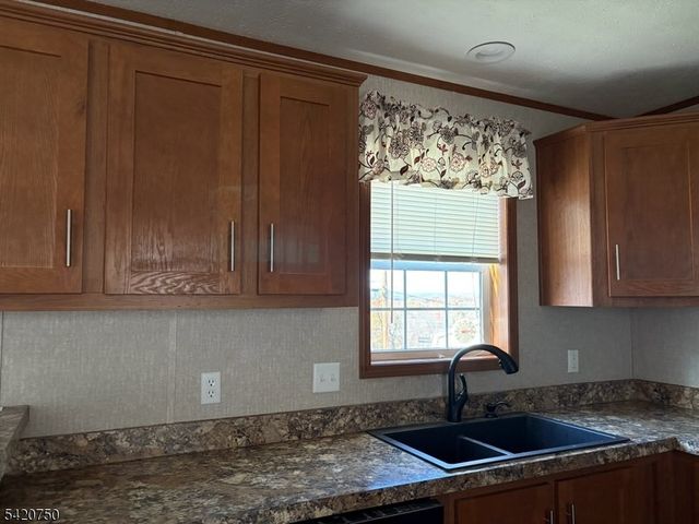 11 Zimmer Drive, Franklin Boro, NJ 07416