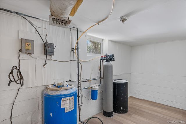 220 County Road 21, Barryville, NY 12719