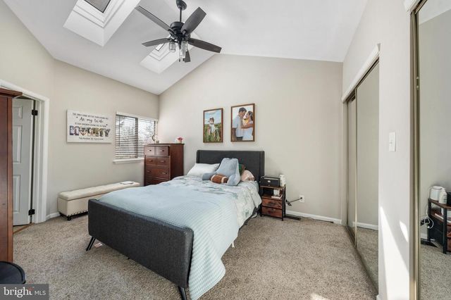 213 AUGUSTA CIR, Mount Laurel, NJ 08054