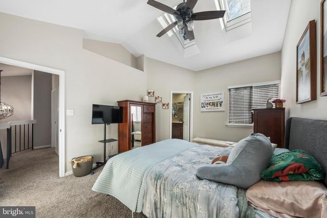 213 AUGUSTA CIR, Mount Laurel, NJ 08054