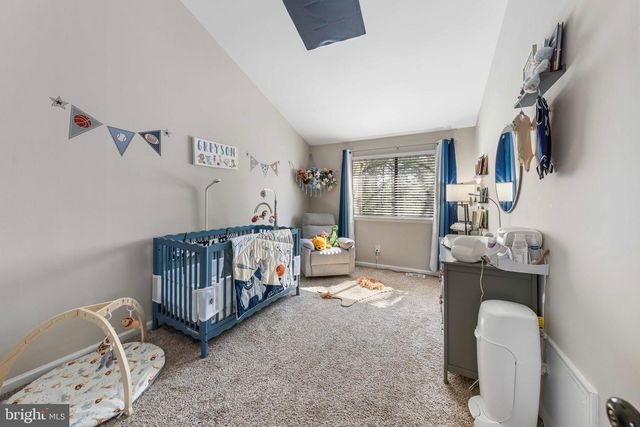 213 AUGUSTA CIR, Mount Laurel, NJ 08054