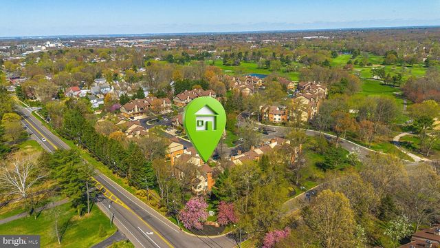 213 AUGUSTA CIR, Mount Laurel, NJ 08054