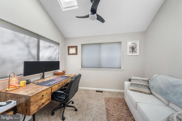 213 AUGUSTA CIR, Mount Laurel, NJ 08054