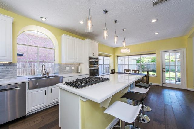 14111 Manderly Drive, Houston, TX 77077