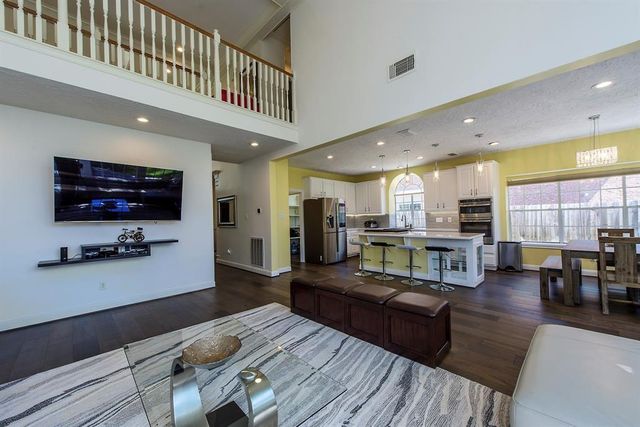 14111 Manderly Drive, Houston, TX 77077