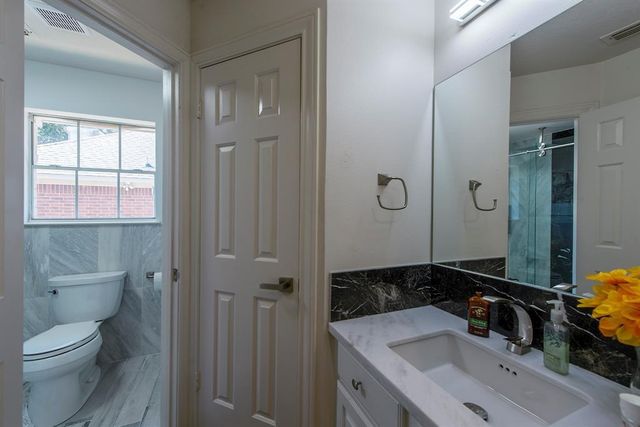 14111 Manderly Drive, Houston, TX 77077