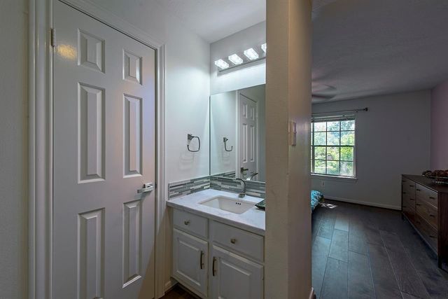 14111 Manderly Drive, Houston, TX 77077