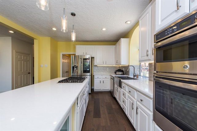 14111 Manderly Drive, Houston, TX 77077