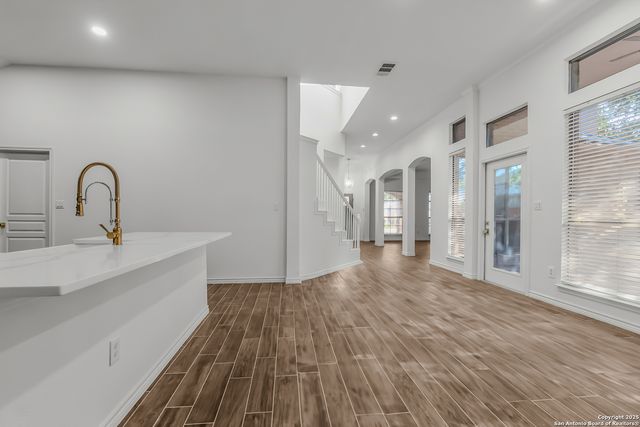 111 WESTWOOD WAY, San Antonio, TX 78218