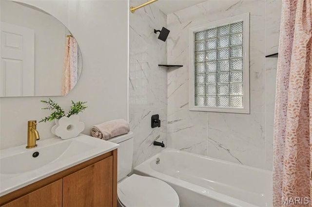 1142 Laire Drive, St Louis, MO 63137
