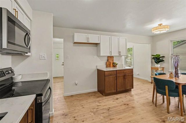 1142 Laire Drive, St Louis, MO 63137