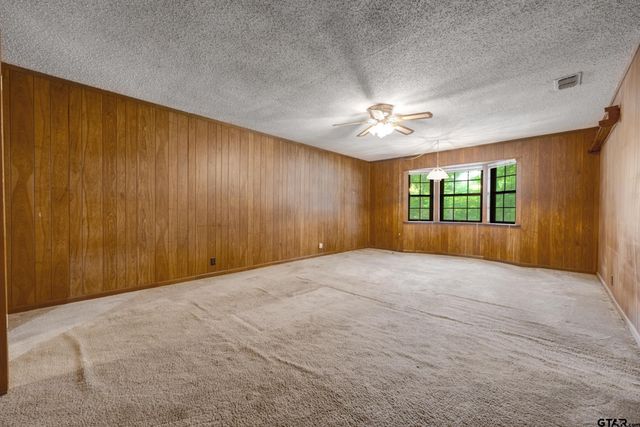 8798 Hill N Dale Road, Tyler, TX 75709