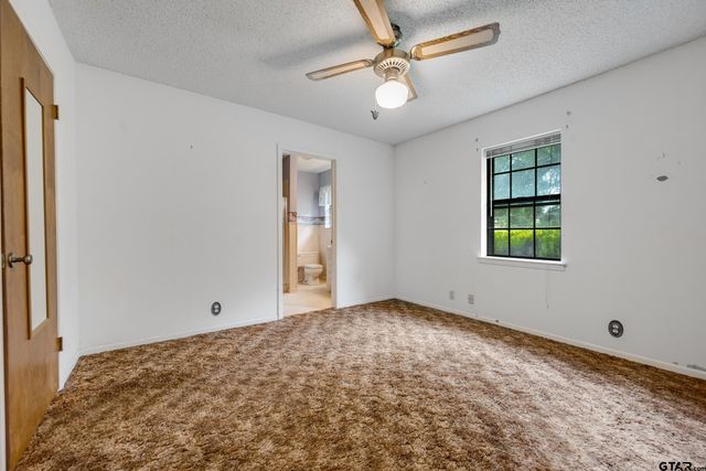 8798 Hill N Dale Road, Tyler, TX 75709