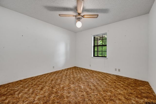 8798 Hill N Dale Road, Tyler, TX 75709