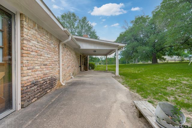 8798 Hill N Dale Road, Tyler, TX 75709