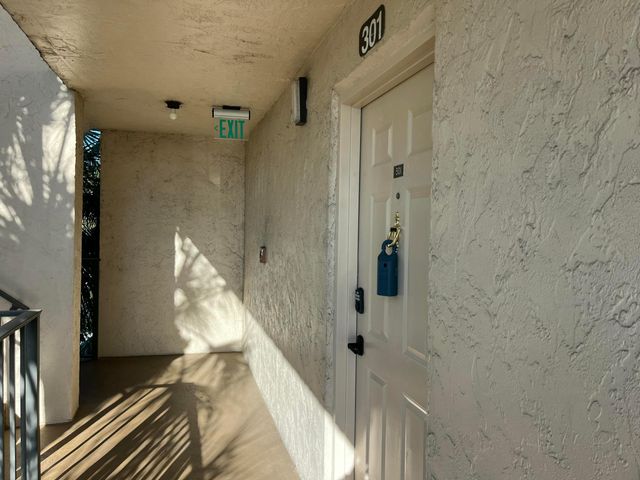 9300 SW 8th Street 301, Boca Raton, FL 33428