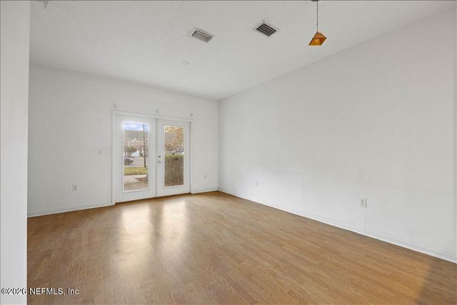 1488 FIELDVIEW Drive, Jacksonville, FL 32225