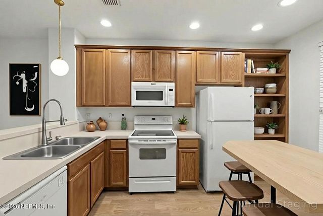 1488 FIELDVIEW Drive, Jacksonville, FL 32225