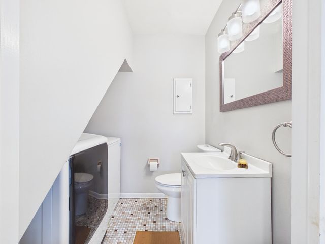 2289-2291 Hillside Avenue, Saint Paul, MN 55108