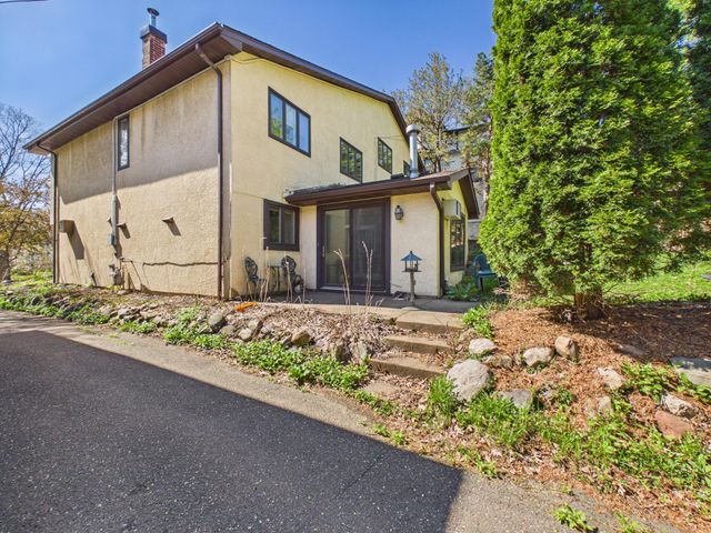 2289-2291 Hillside Avenue, Saint Paul, MN 55108