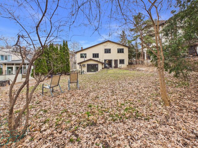 2289-2291 Hillside Avenue, Saint Paul, MN 55108