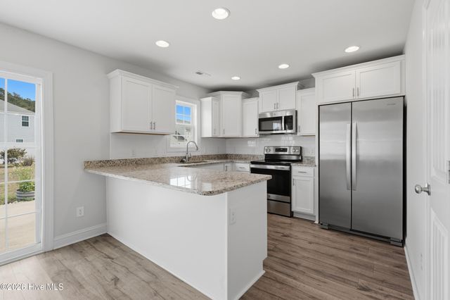 433 Nantucket Trail, Sneads Ferry, NC 28460