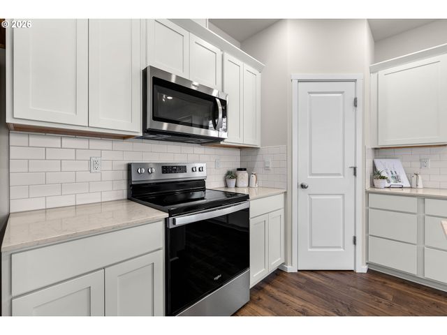 4942 Ne 24TH Ave, Vancouver, WA 98663