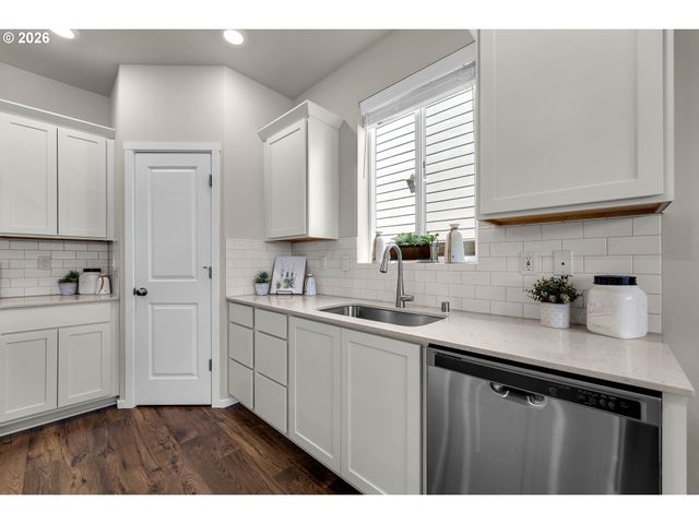 4942 Ne 24TH Ave, Vancouver, WA 98663