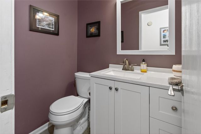 1122 Colonie Drive, Farmington, NY 14425