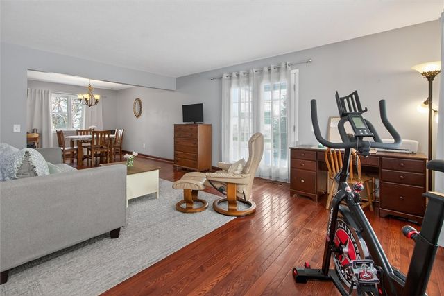 1122 Colonie Drive, Farmington, NY 14425