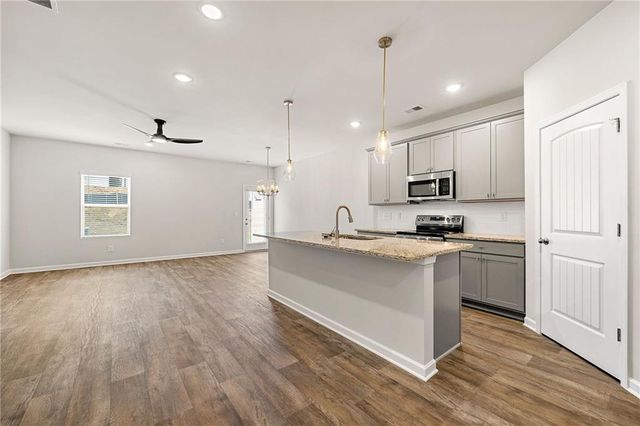 5304 Magnolia Grove Way 185, Gainesville, GA 30504