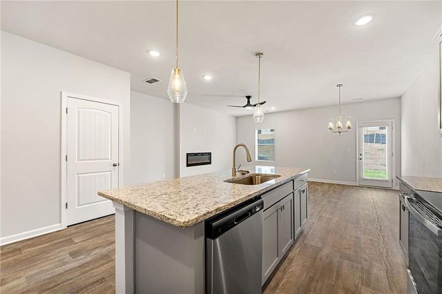 5304 Magnolia Grove Way 185, Gainesville, GA 30504