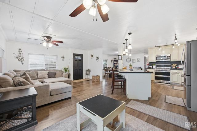 8536 Kern Canyon Road 45, Bakersfield, CA 93306