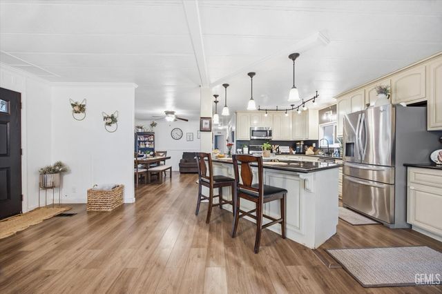 8536 Kern Canyon Road 45, Bakersfield, CA 93306