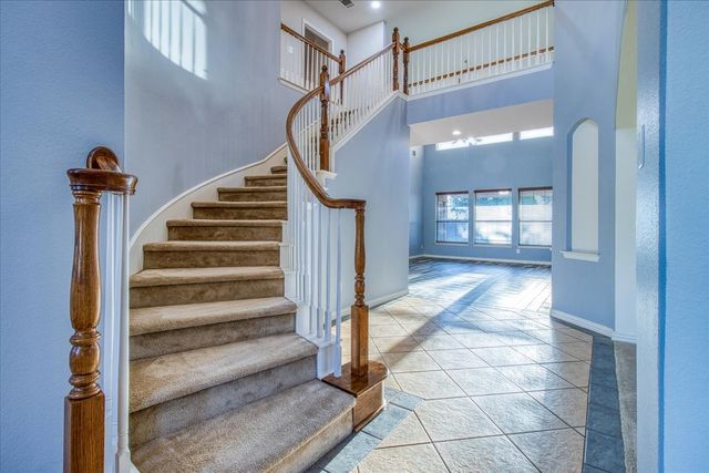 2379 Merlin Drive, Grand Prairie, TX 75052